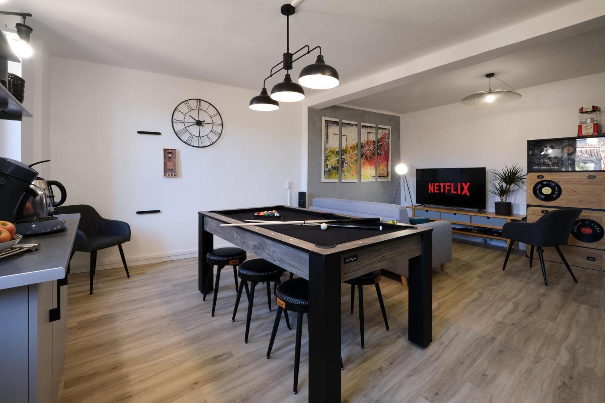 Magnifique*T4*Centre Ville*Wifi*Billard*Netflix* 리무 외부 사진