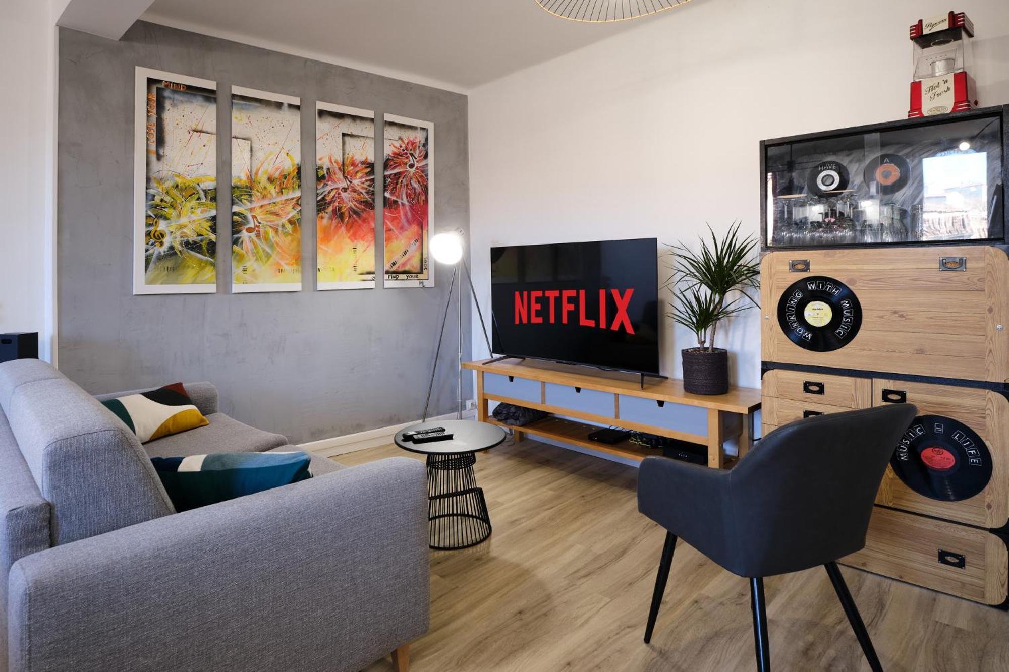 Magnifique*T4*Centre Ville*Wifi*Billard*Netflix* 리무 외부 사진