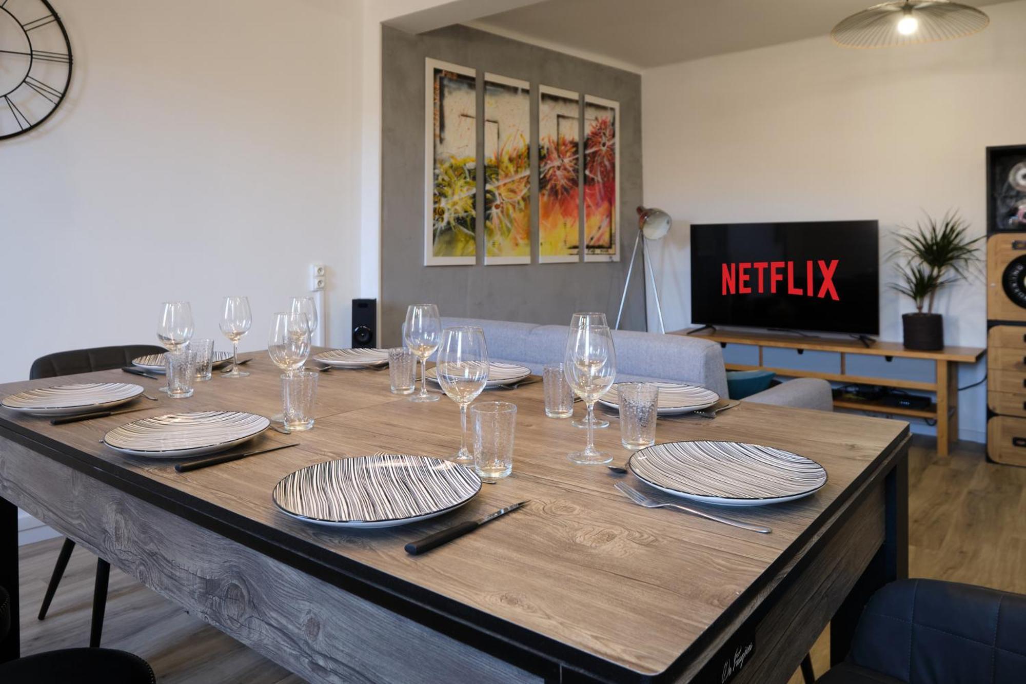 Magnifique*T4*Centre Ville*Wifi*Billard*Netflix* 리무 외부 사진